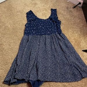 American eagle Navy blue floral romper